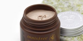review mat na innisfree jeju volcanic pore clay mask featured image
