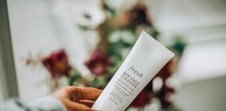 review sữa rửa mặt fresh soy face cleanser