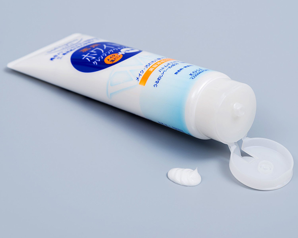 review sữa rửa mặt Kose softymo white 